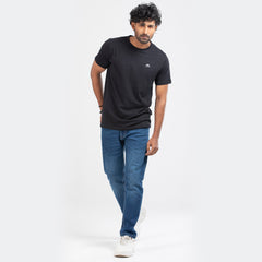 Round Neck Solid T-shirt - Black